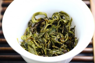 野生的清明茶 冷峻的茶香与风骨